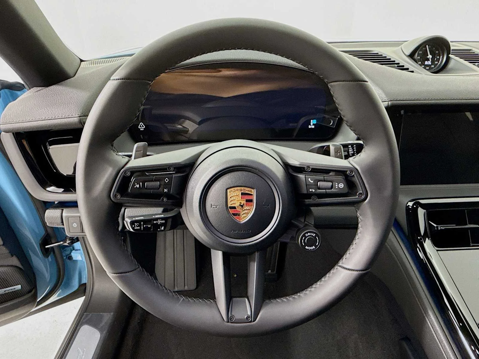 2026 Porsche Panamera 4 E-Hybrid - Photo 15