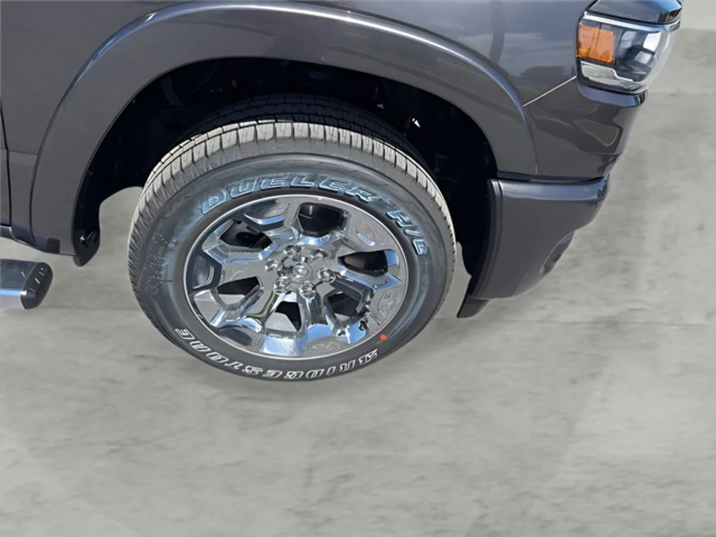 New 2026 Granite Crystal Metallic Clear-Coat Exterior Paint RAM Big Horn/Lone Star image 9