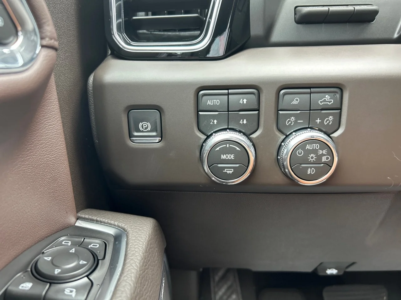 New 2026 Glacier White Tricoat GMC Denali image 11
