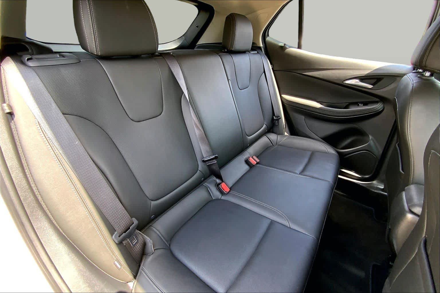 Used 2024 Summit White Buick Sport Touring image 19