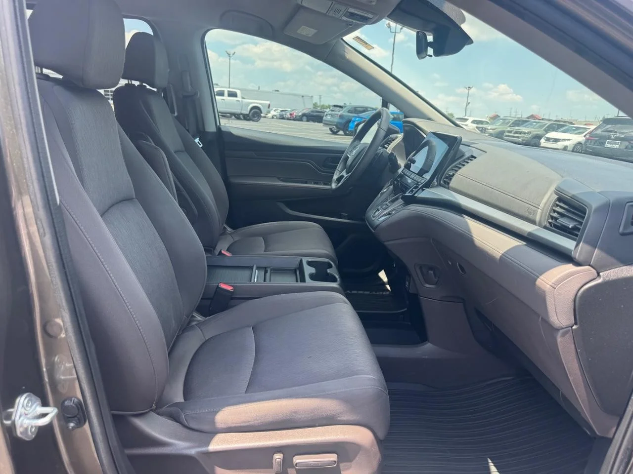 2021 Honda Odyssey EX - Photo 17
