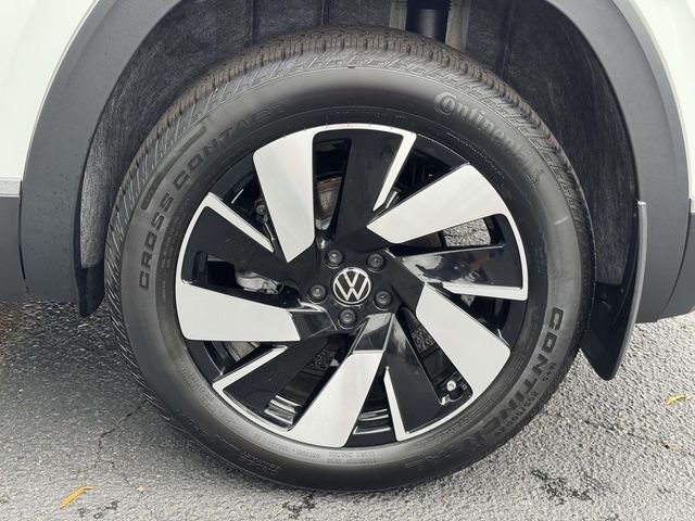 2025 Volkswagen Atlas Cross Sport SEL - Photo 13