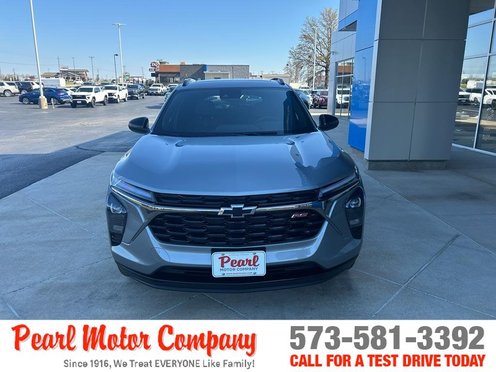 New 2026 Sterling Gray Metallic Chevrolet 2RS image 2