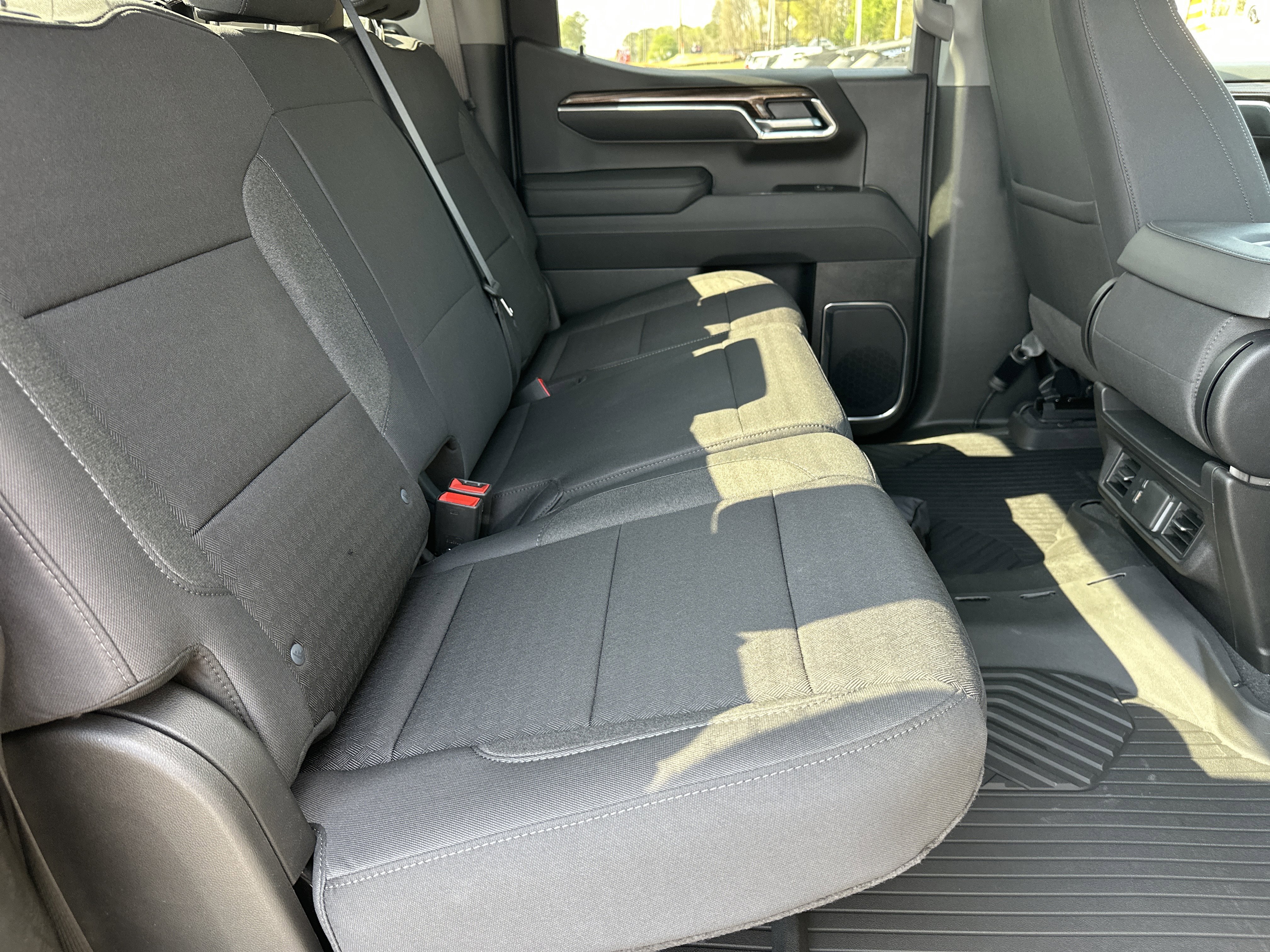 2026 Chevrolet Silverado 1500 LT - Photo 17