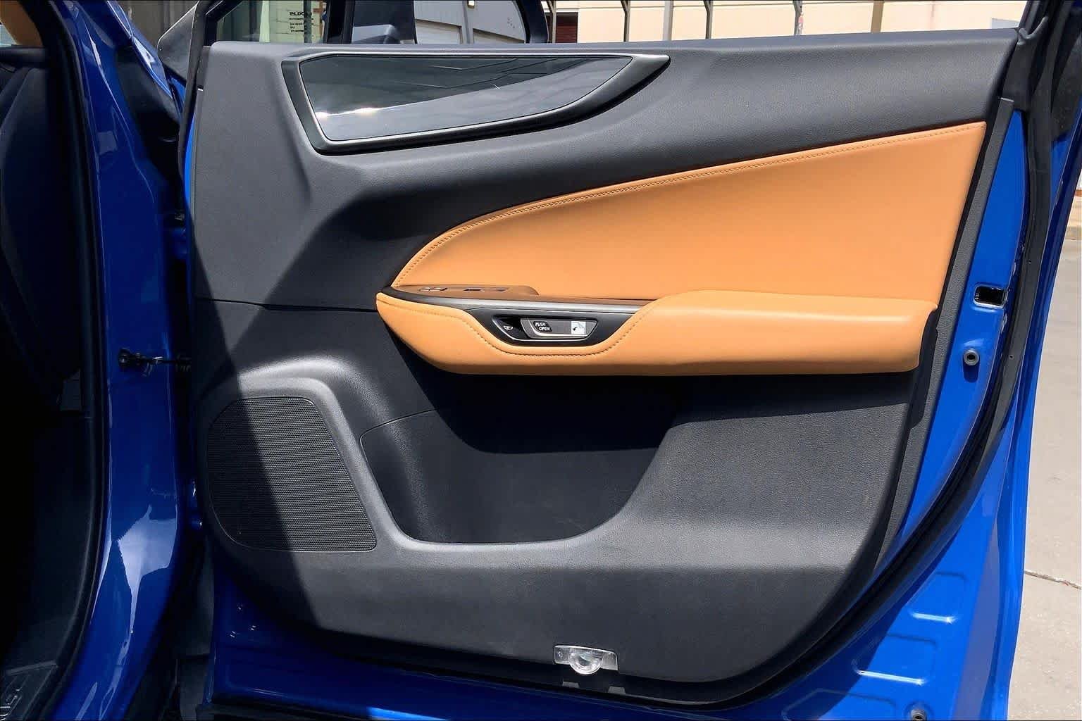Used 2022 GRECIAN WATER Lexus Premium image 35