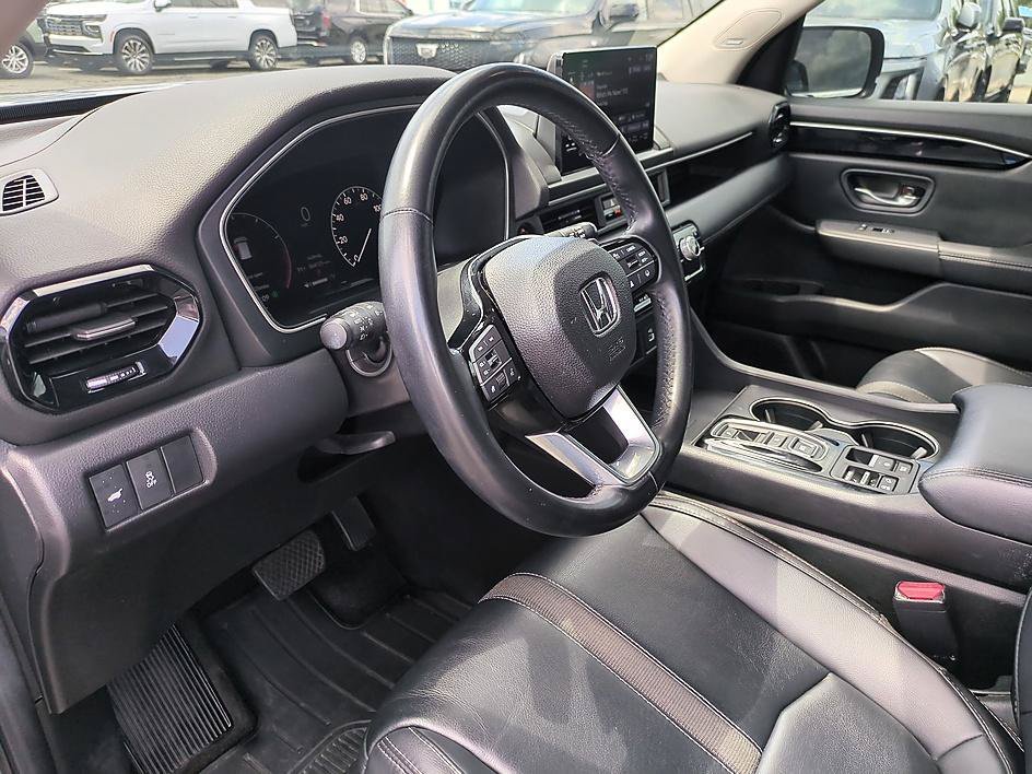Used 2024 Modern Steel Metallic Honda Touring image 15