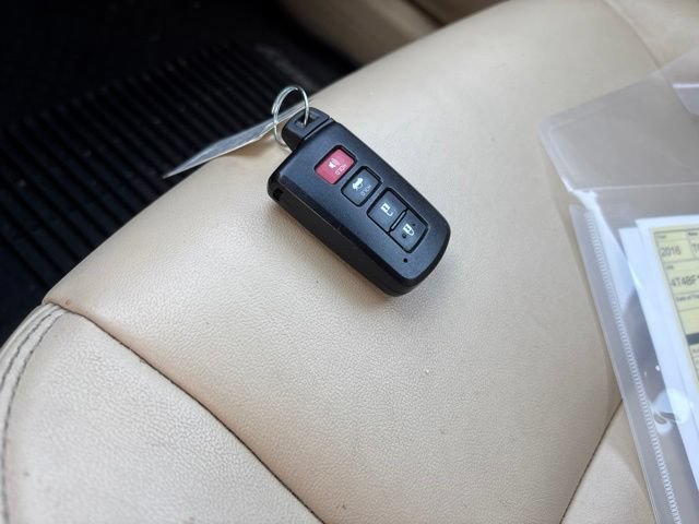 Used 2016 Creme Brulee Toyota LE image 22