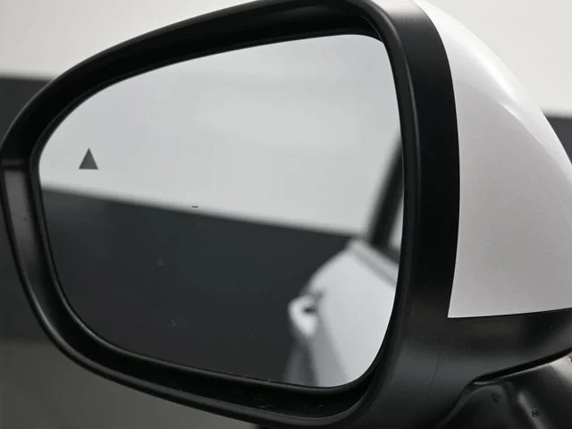 New 2026 White Mitsubishi SE 1.5T 2WD image 4