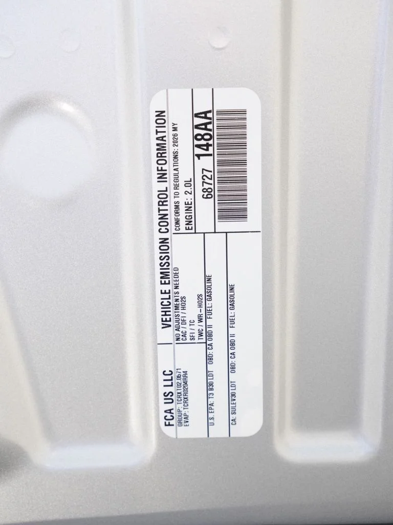 New 2026 Silver Zynith Exterior Paint Jeep Laredo Altitude image 29
