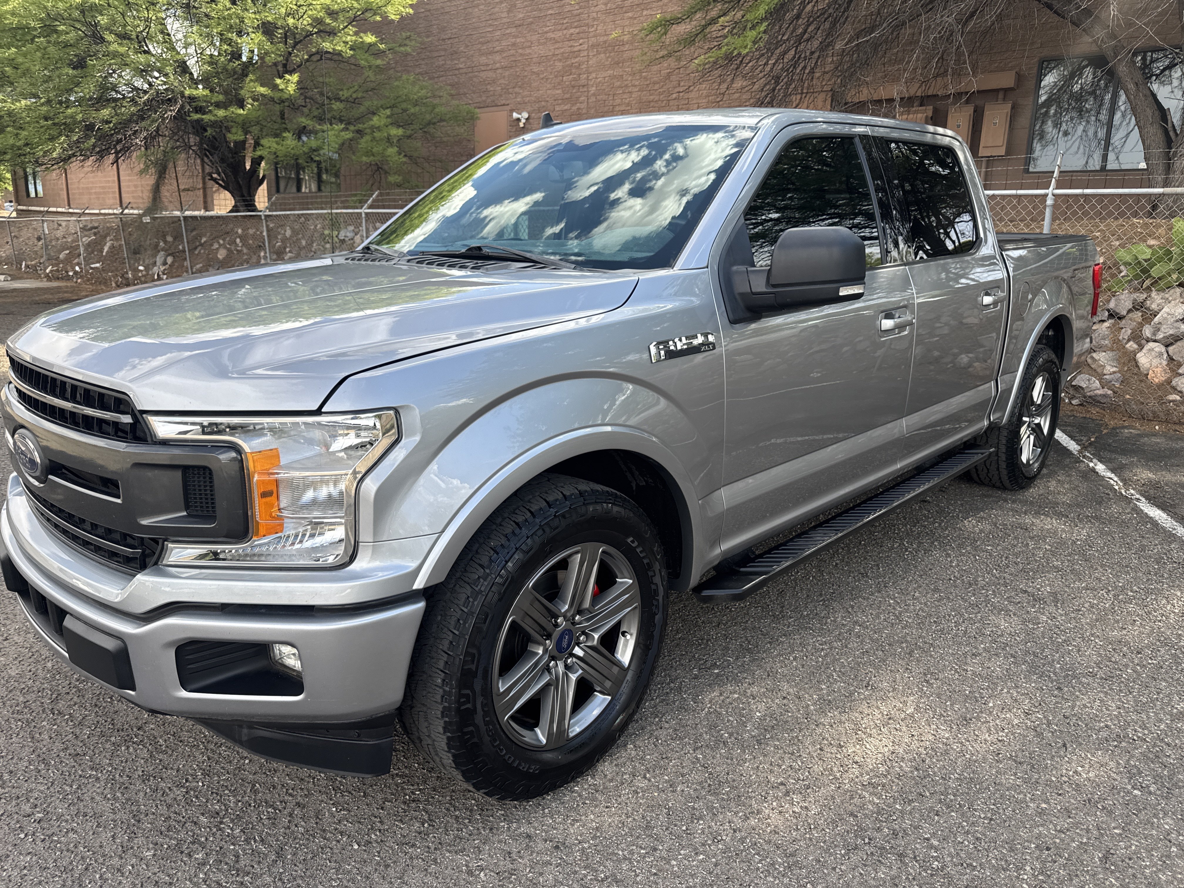Used 2020 Ignot Silver Ford XLT image 3