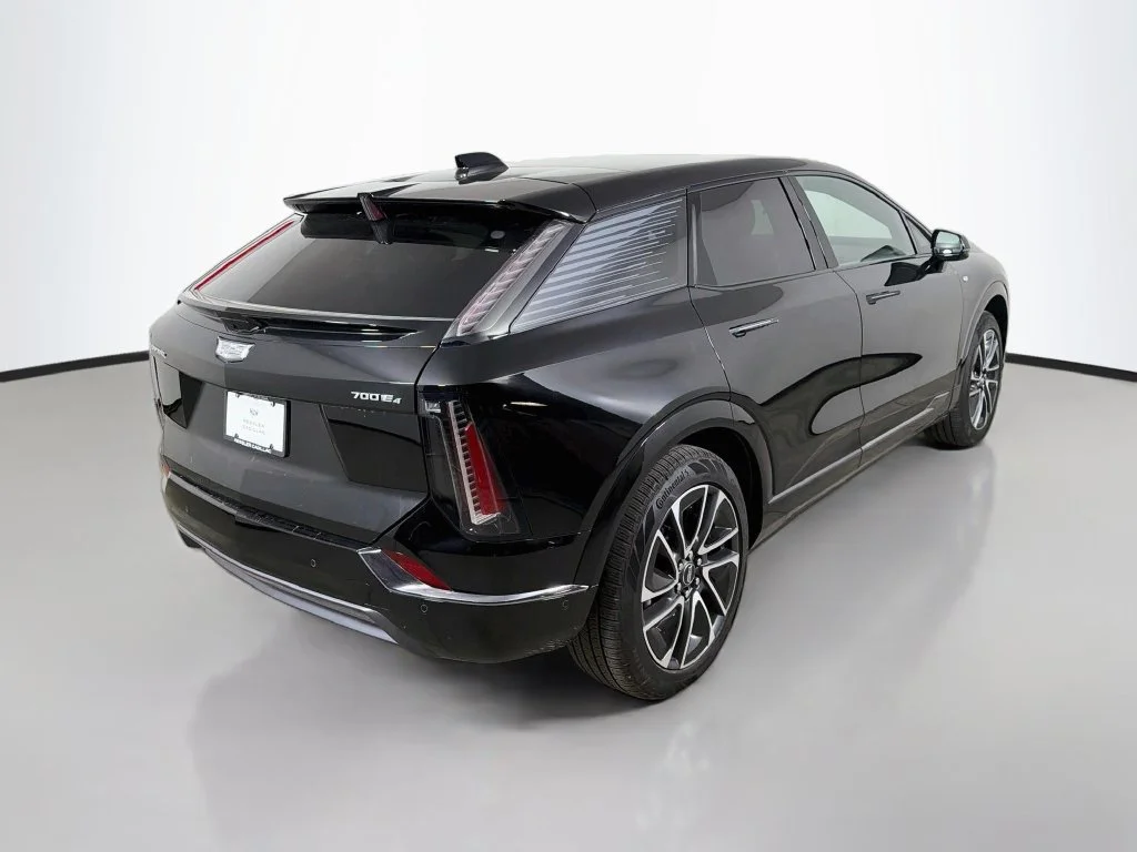 2026 Cadillac OPTIQ Sport - Photo 5
