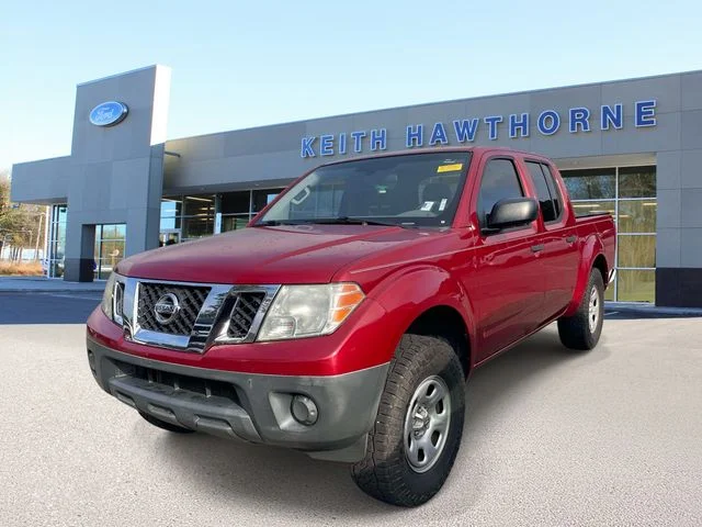 Used 2012 Red Brick Nissan S image 3