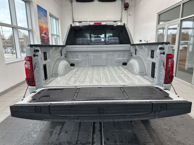 New 2026 Avalanche Ford XLT image 12