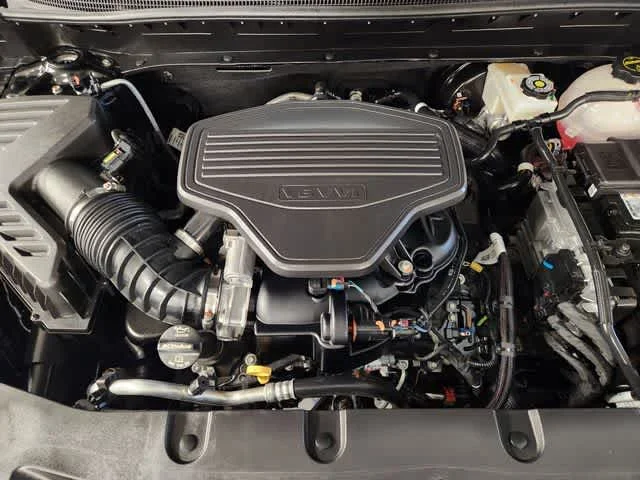 Used 2026 Black Chevrolet RS image 32
