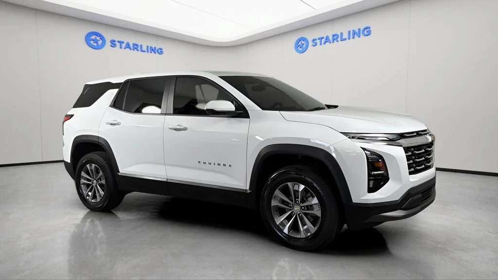 Used 2026 Summit White Chevrolet LT image 12