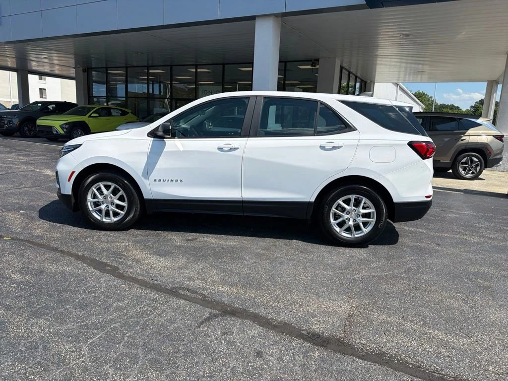 Used 2023 Summit White Chevrolet LS image 8