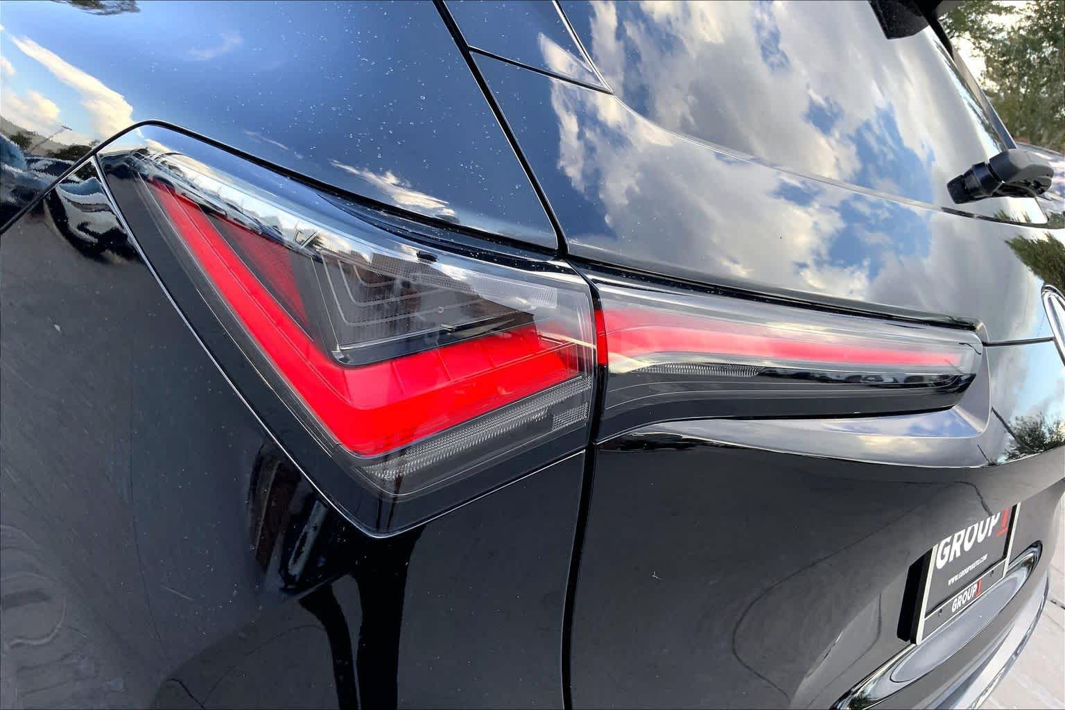 Used 2025 Crystal Black Pearl Acura  image 29