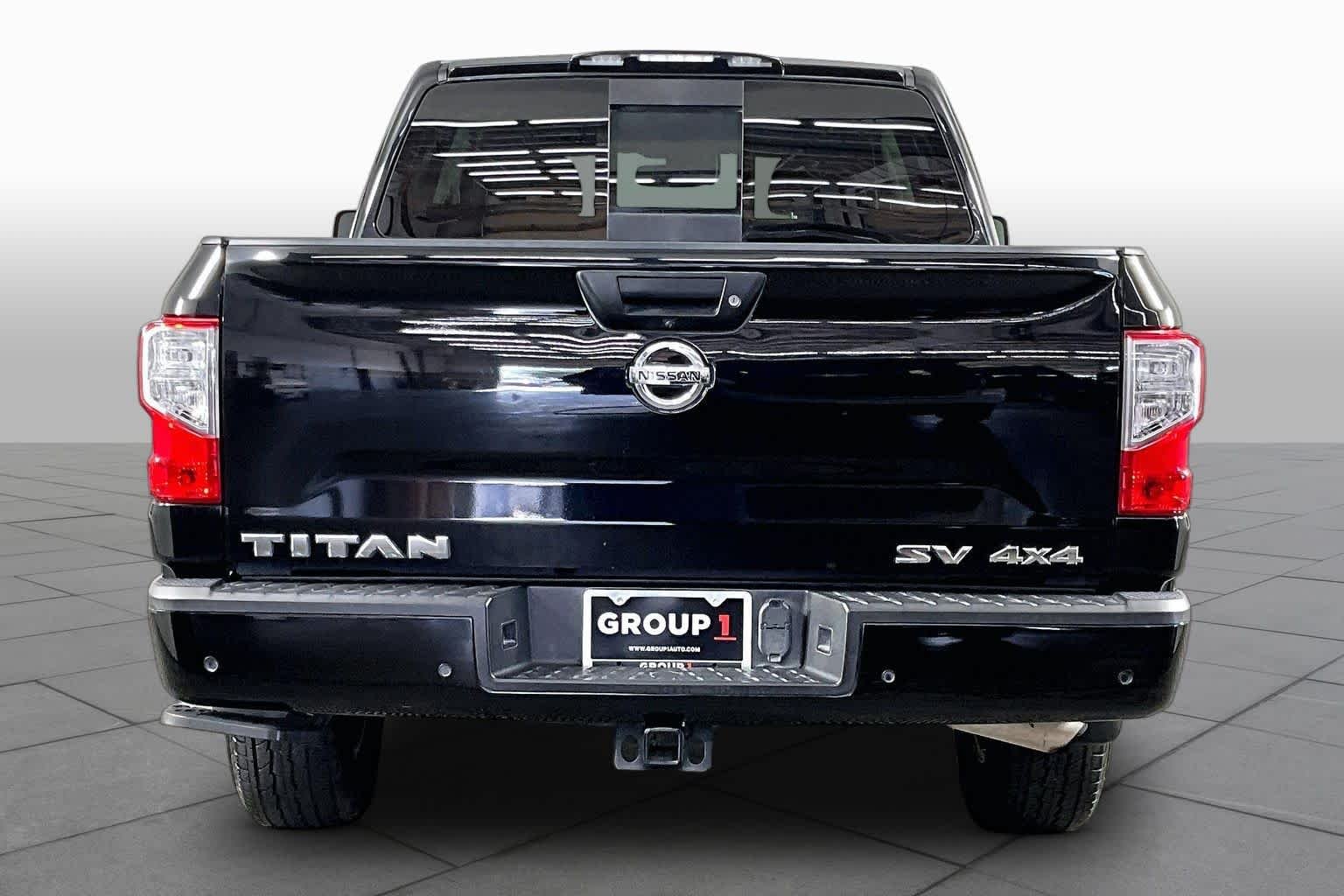 Used 2021 Super Black Nissan SV image 5