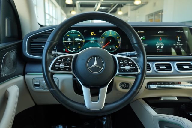Used 2022 White Mercedes-Benz GLE 350 image 22