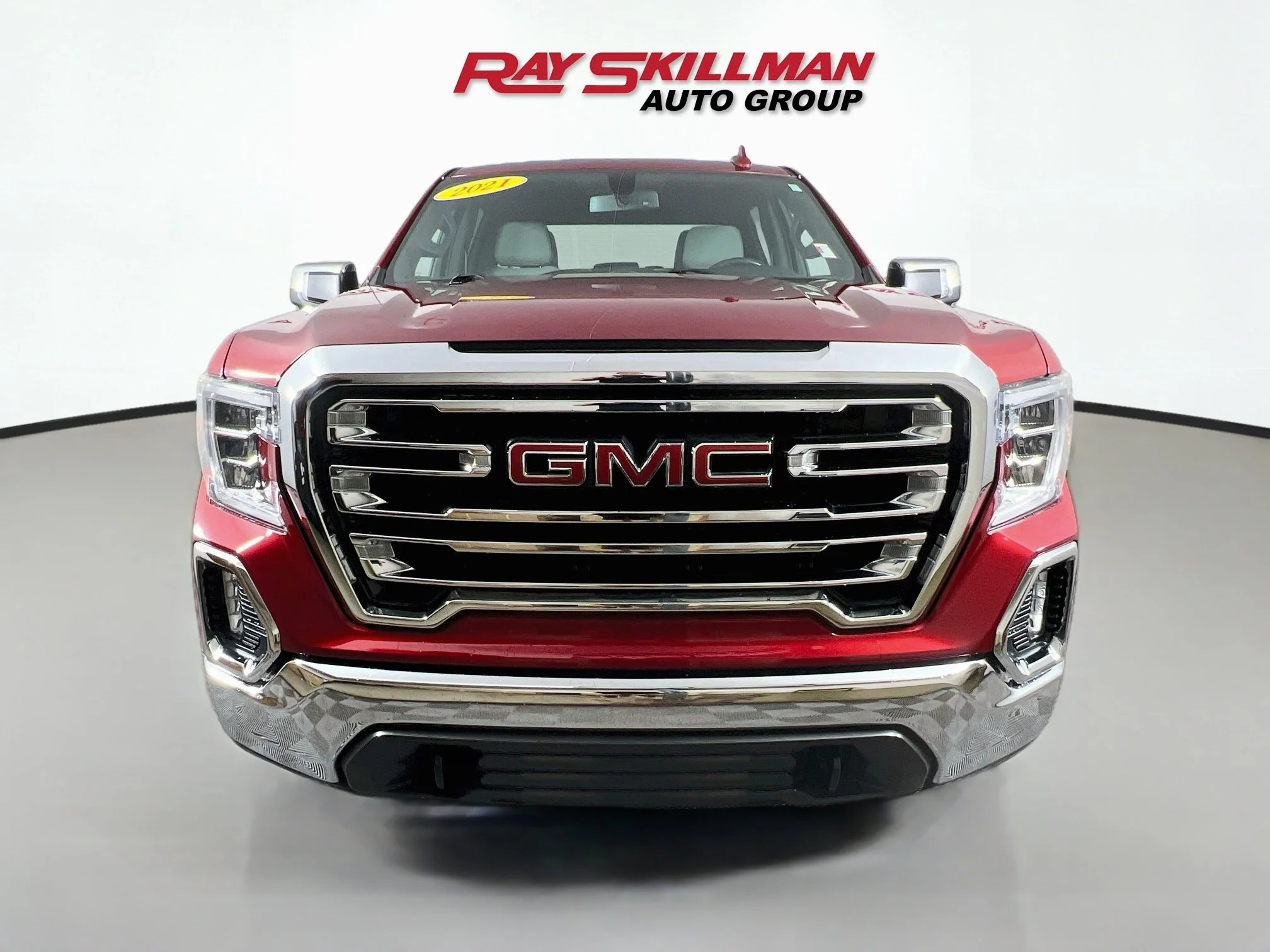 Used 2021 Cayenne Red Tintcoat GMC SLT image 2