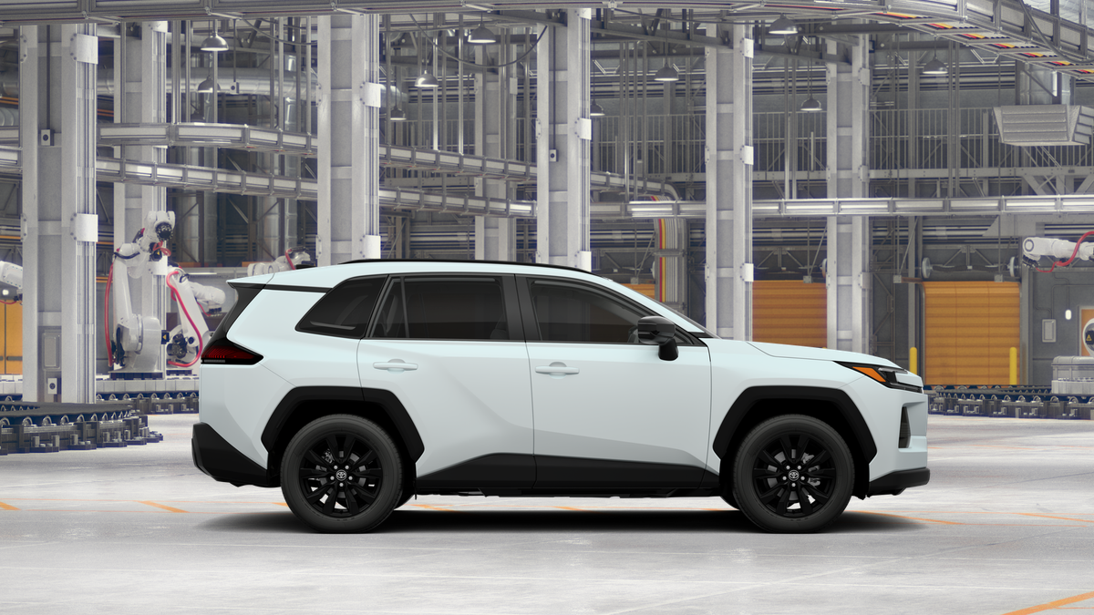 New 2026 Wind Chill Pearl Toyota XLE Premium image 12