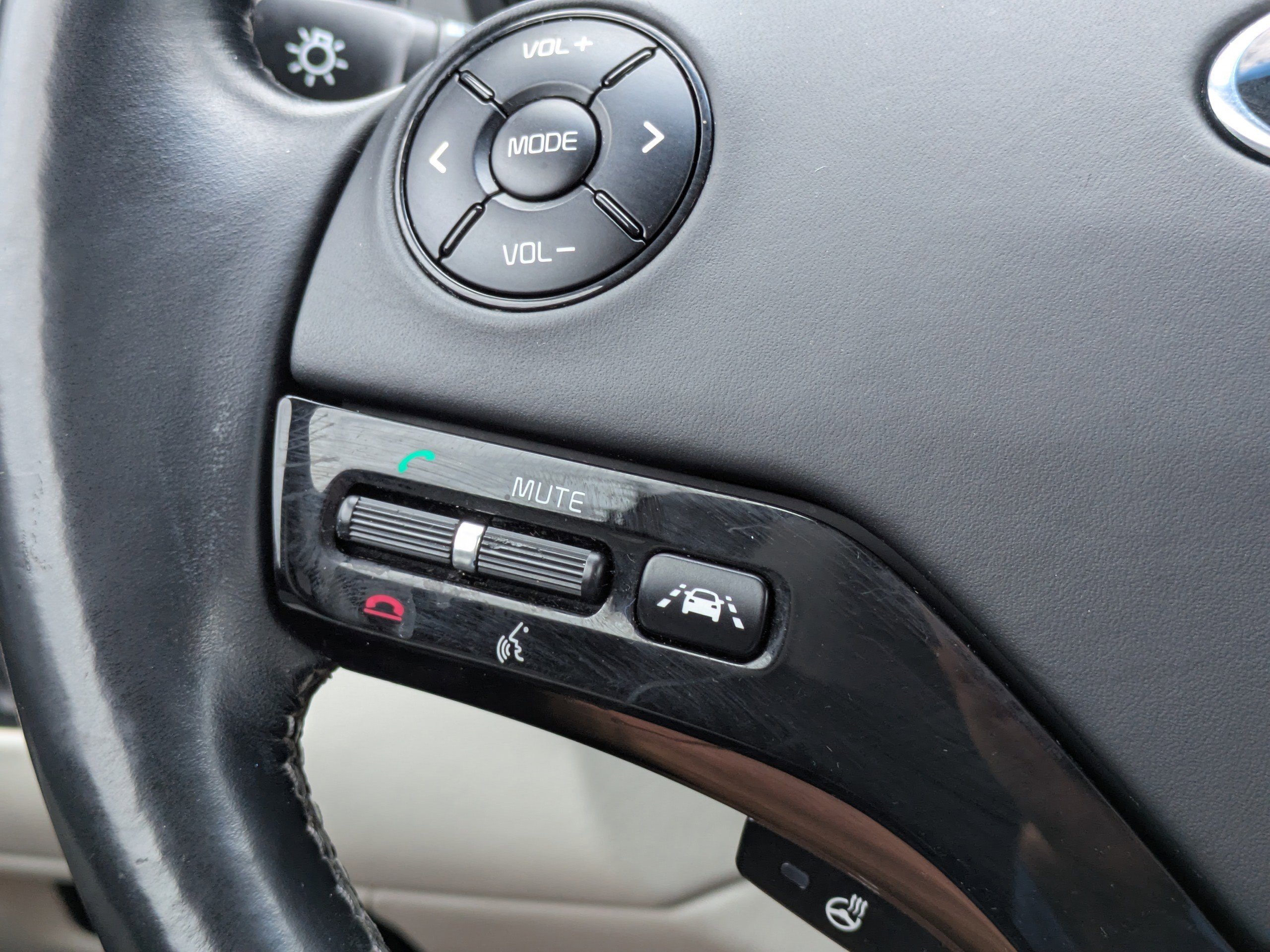 2015 Kia K900 Luxury - Photo 25