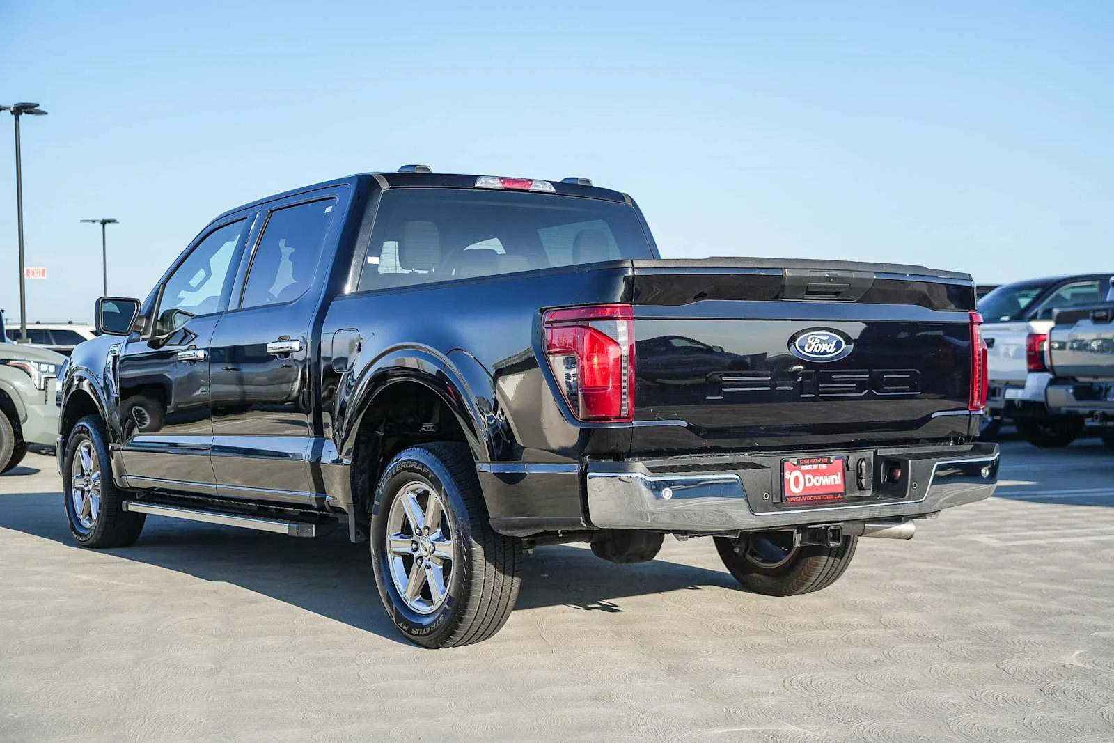 Used 2025 Agate Black Metallic Ford XLT image 7
