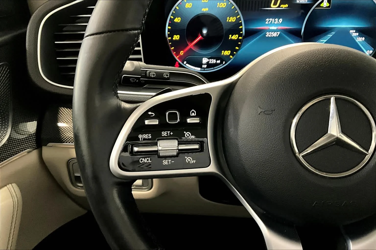 Certified Used 2021 Polar White Mercedes-Benz GLE 350 image 23