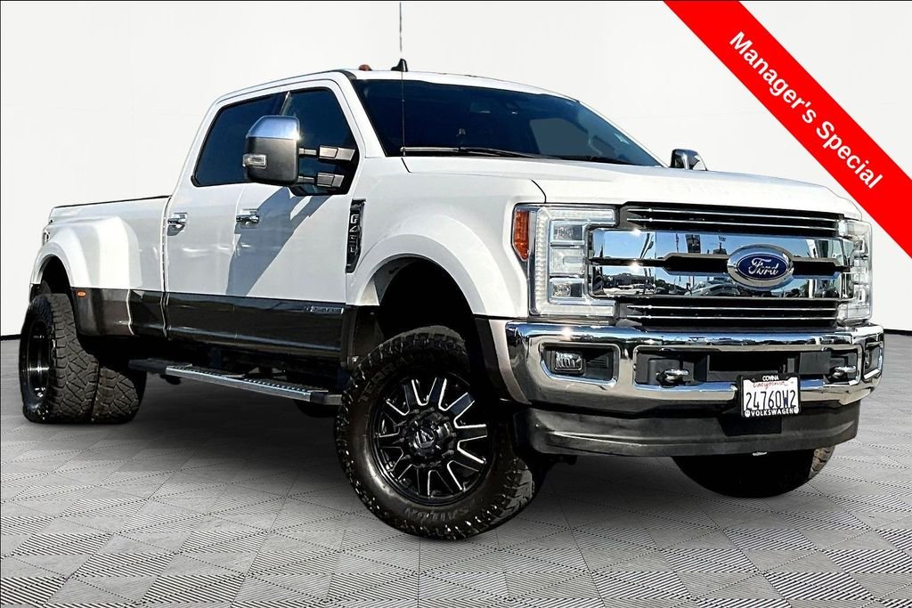 2019 Ford F-450 Lariat 4x4 Crew Cab 8' Box DRW's photo