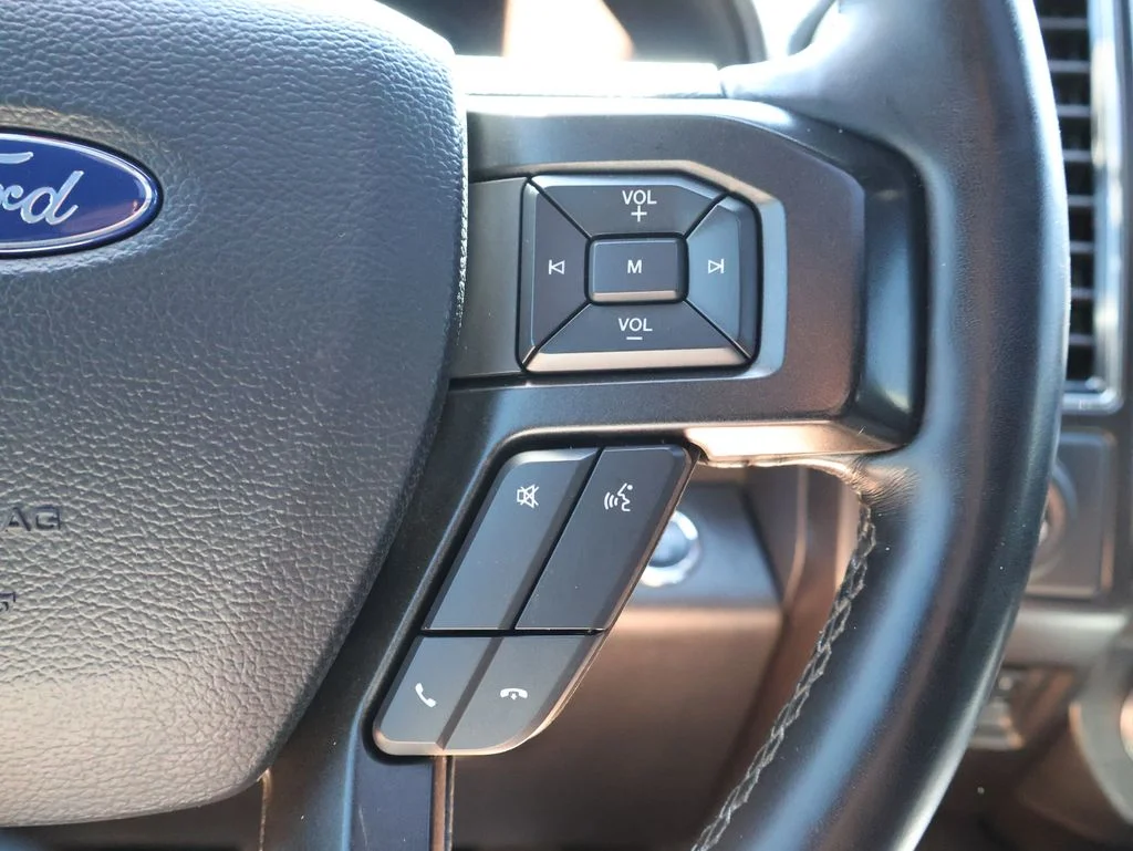 Used 2020 Red Ford Limited image 29