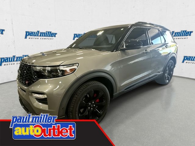 Used 2020 Silver Spruce Metallic Ford ST image 1