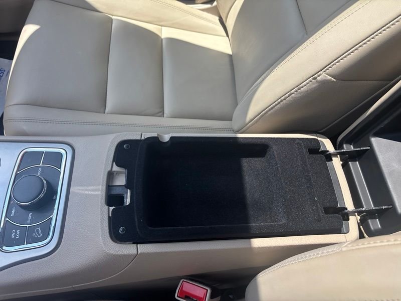 Used 2020 Red Jeep Limited image 43