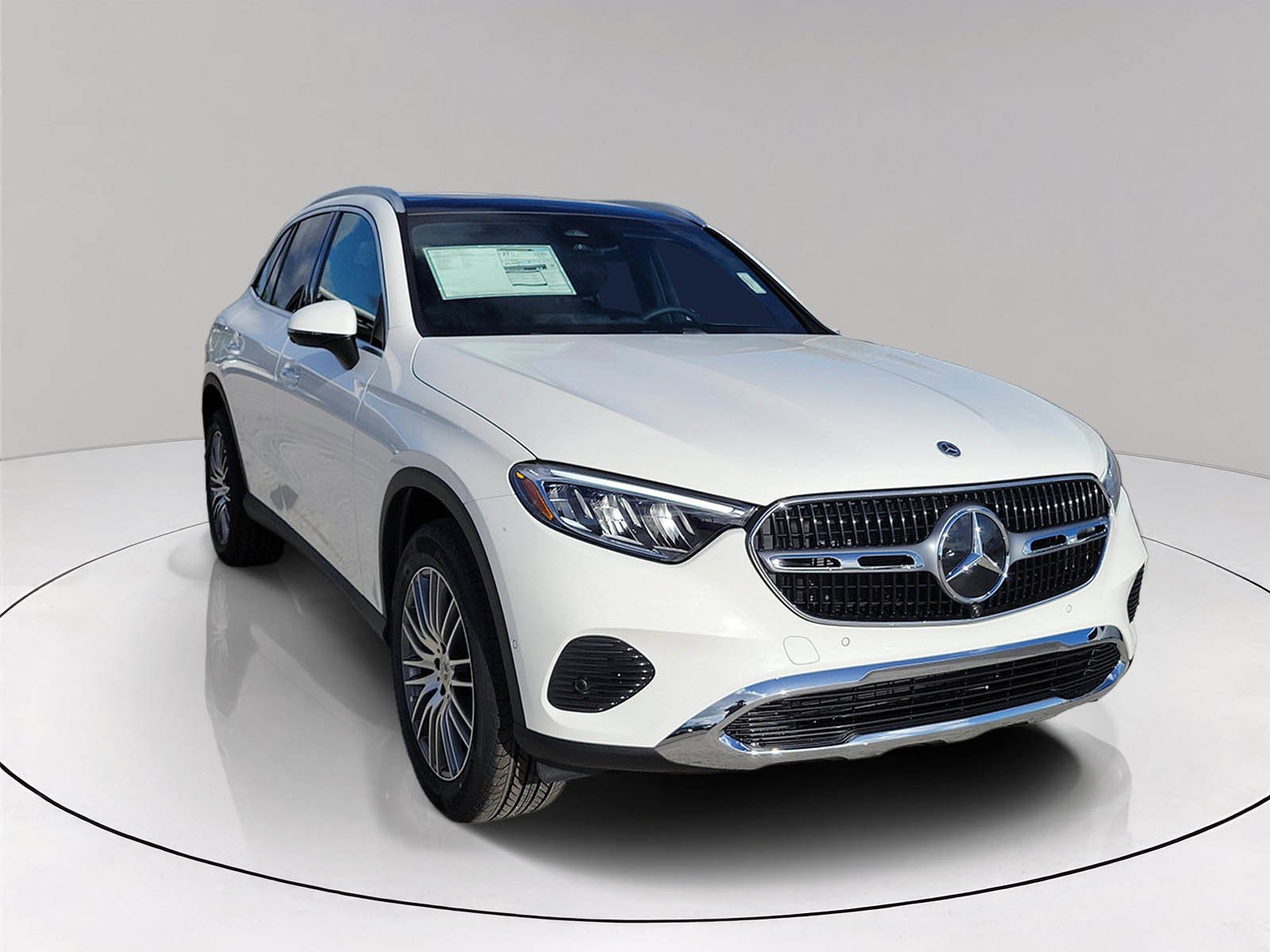 New 2026 Polar White Mercedes-Benz GLC 300 image 1