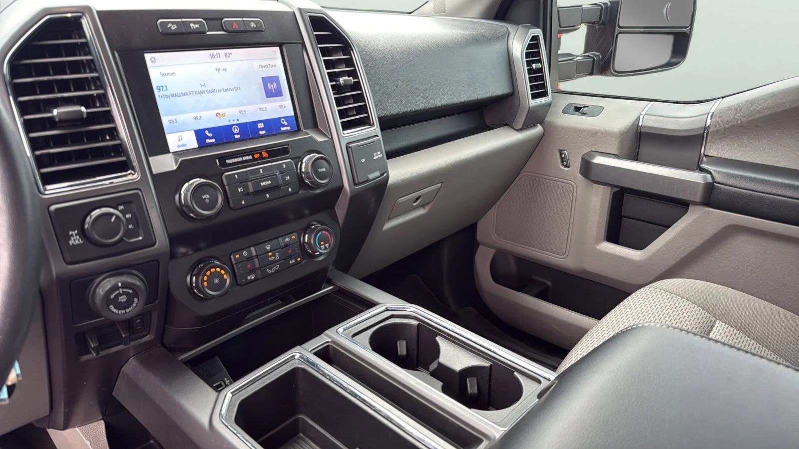 Used 2020 Red Ford XLT image 19