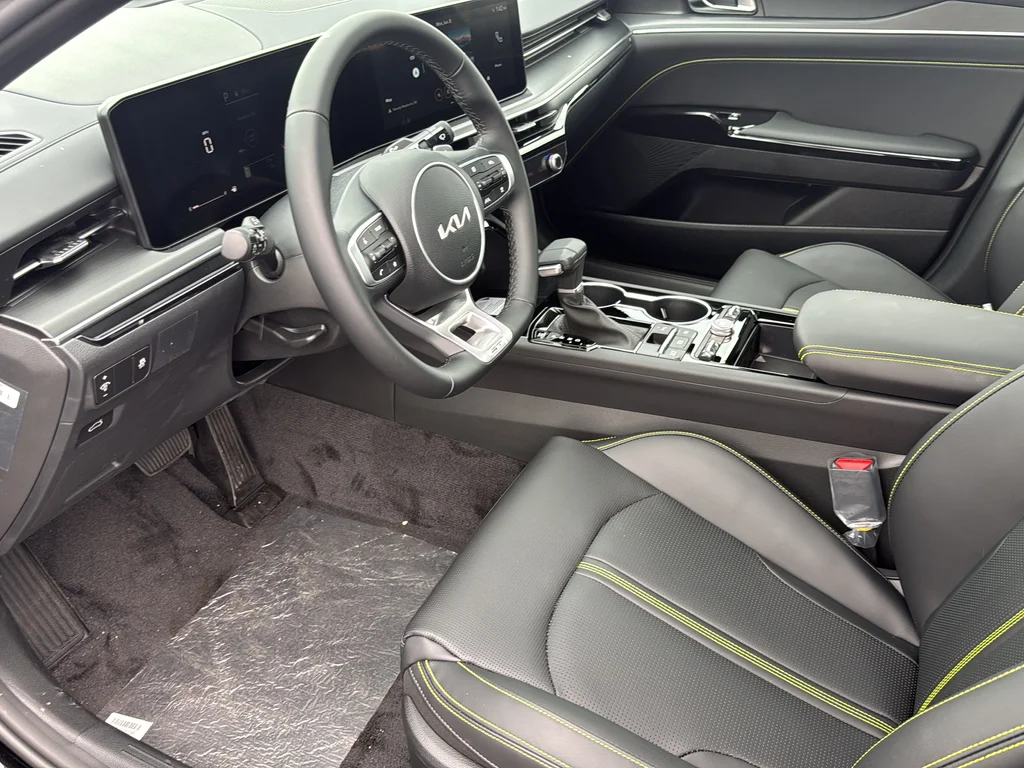 New 2026 Aurora Black Pearl Kia GT image 22