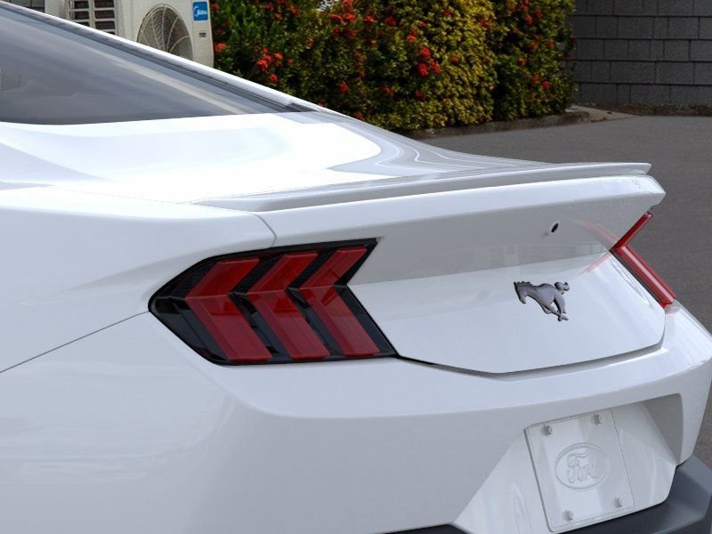 New 2025 Oxford White Ford EcoBoost Premium image 22