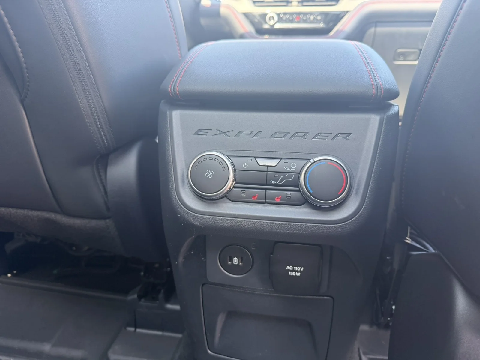 Used 2025 Vapor Blue Metallic Ford ST-Line image 13