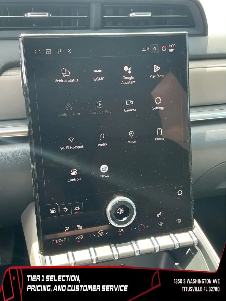 New 2026 Sterling Metallic GMC Elevation image 34