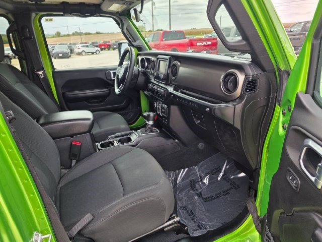 Certified Used 2018 Mojito! Clearcoat Jeep Sport S image 16