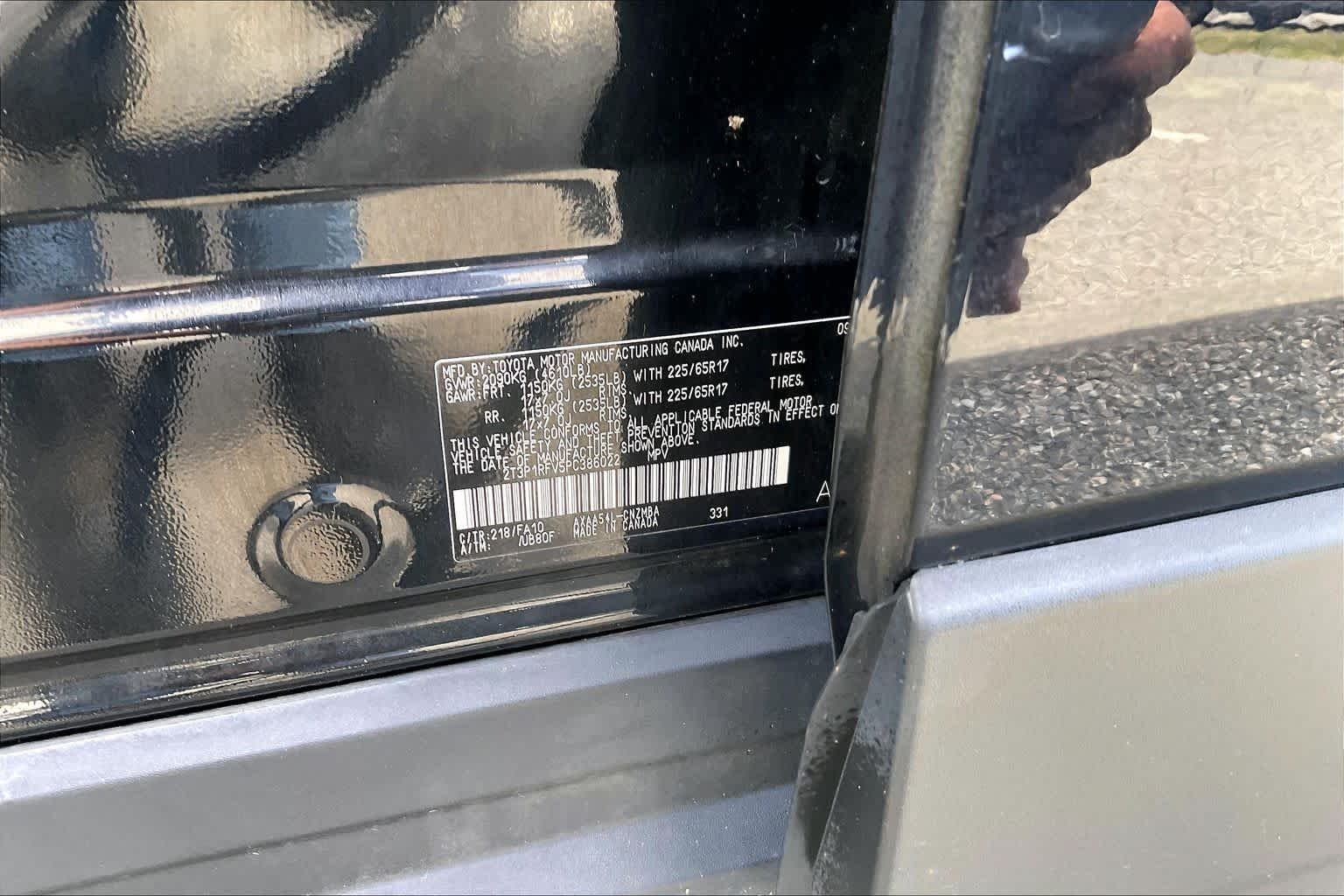 Used 2023 Midnight Black Metallic Toyota XLE image 33