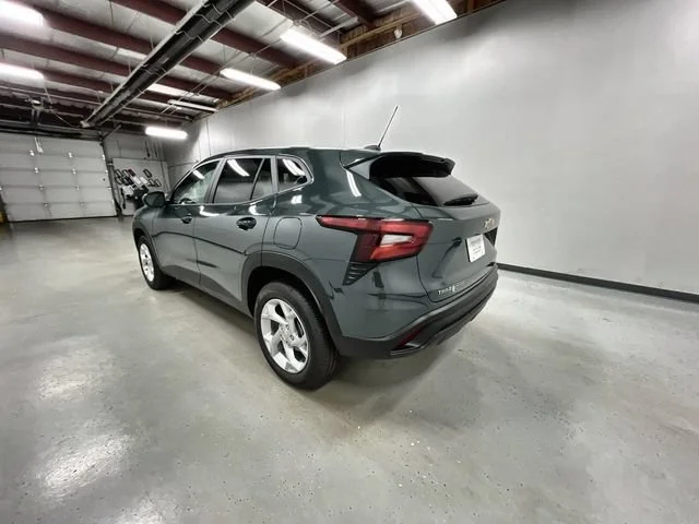 2026 Chevrolet Trax LS - Photo 6