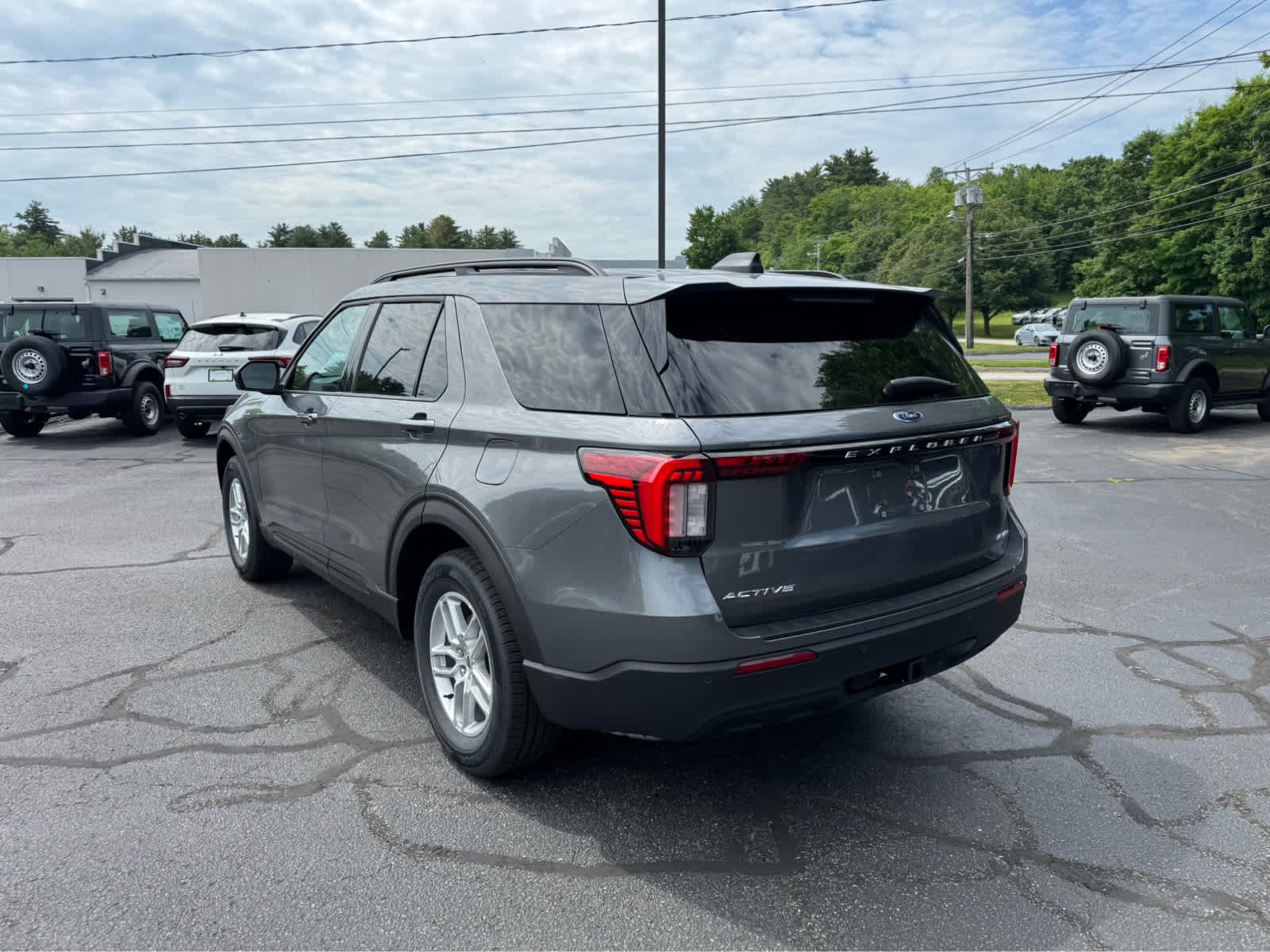 New 2026 Carbonized Gray Metallic Ford Active w/200A Pkg image 3
