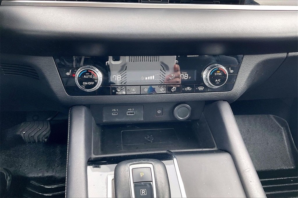 2024 MITSUBISHI OUTLANDER - Image 32