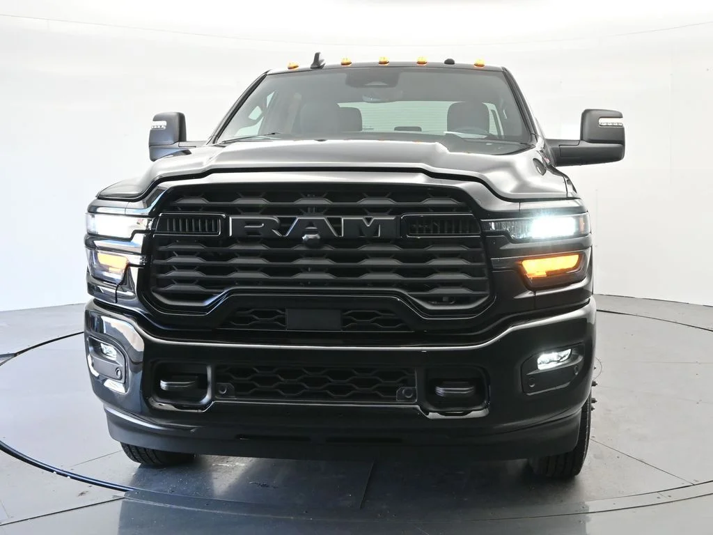 New 2026 Diamond Black Crystal Pearlcoat RAM Big Horn image 2