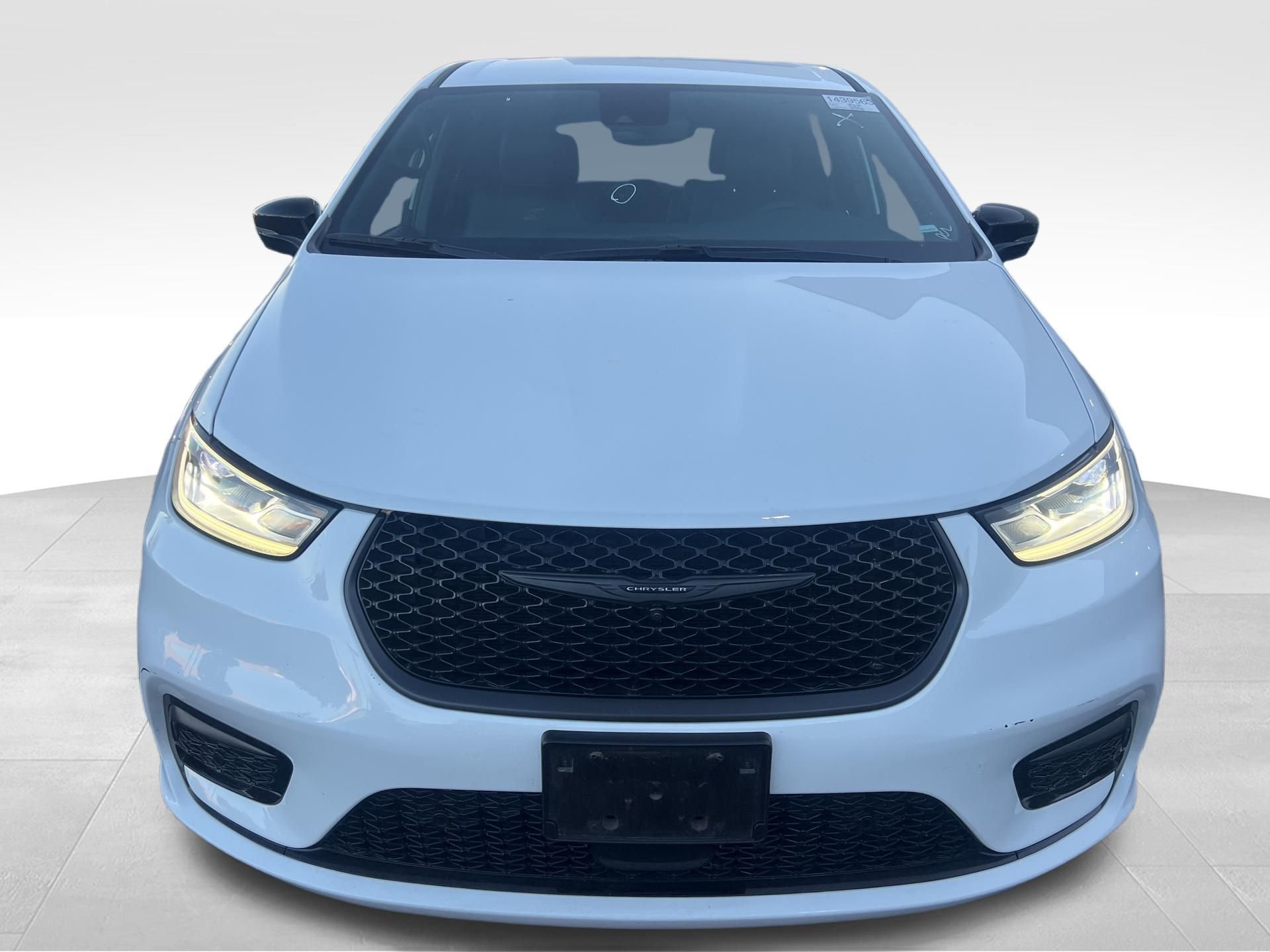 Used 2024 Chrysler Pacifica PHEV Select with VIN 2C4RC1S74RR112155 for sale in Las Vegas, NV