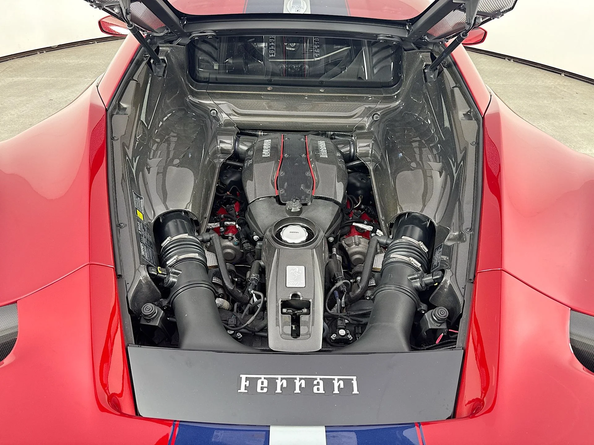 Certified Used 2020 Rosso Fuoco Ferrari Base image 25