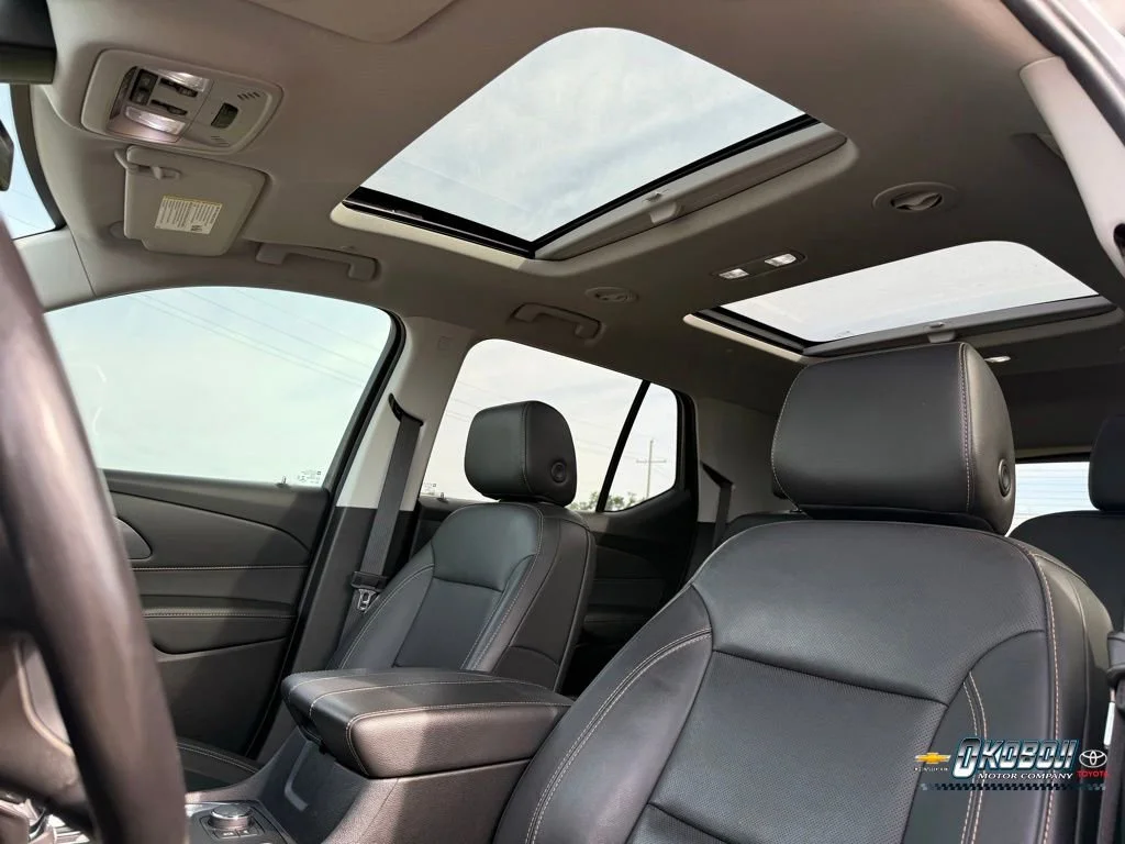 2021 Chevrolet Traverse Premier - Photo 14