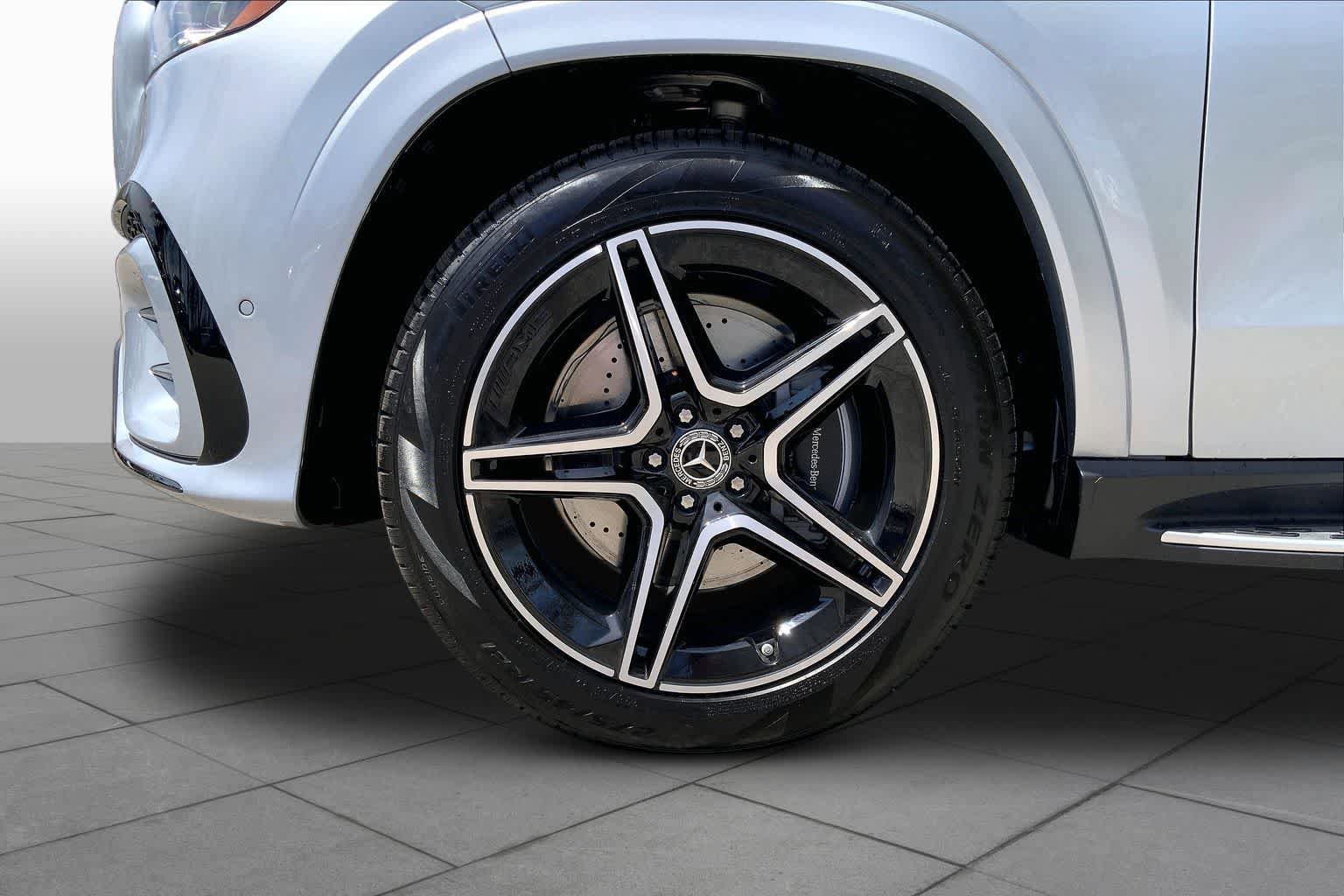 New 2026 Cirrus Silver Metallic Mercedes-Benz GLS 450 image 15