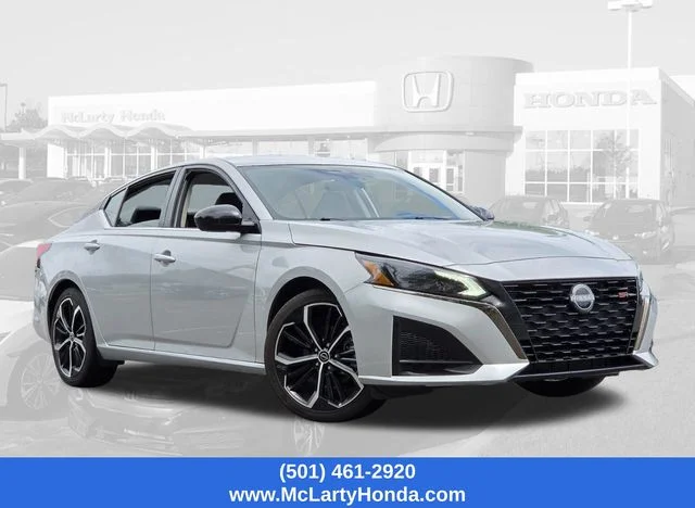 Used 2024 Silver Nissan 2.5 SR image 20