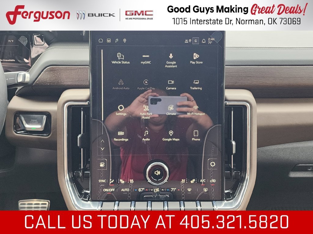 2026 GMC Yukon Denali Ultimate - Photo 30
